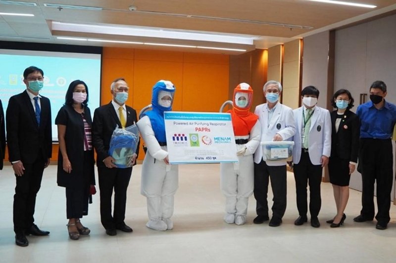 PAPR masks made by Thais help in the fight against COVID-19 and substitute for N95 masks [สยามรัฐ]
